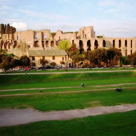 Funny Flat Circo Massimo Lejlighed *